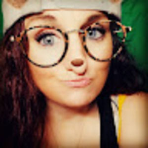 Meet your Posher, Candi